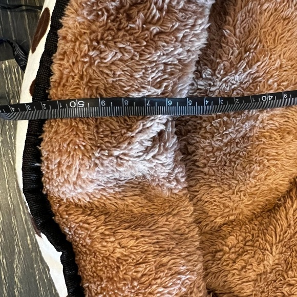 Dog  bed comfortable and cozy - Picture 3 of 4